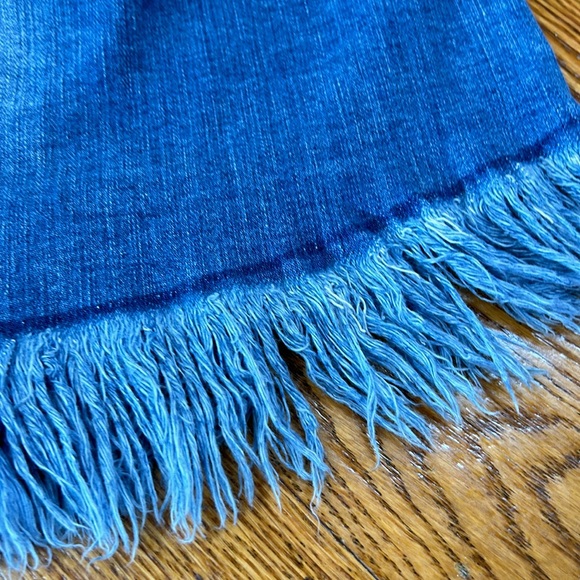 Sneak Peek denim raw hem mini skirt. Button front.  Front pockets. Medium. - Picture 6 of 11